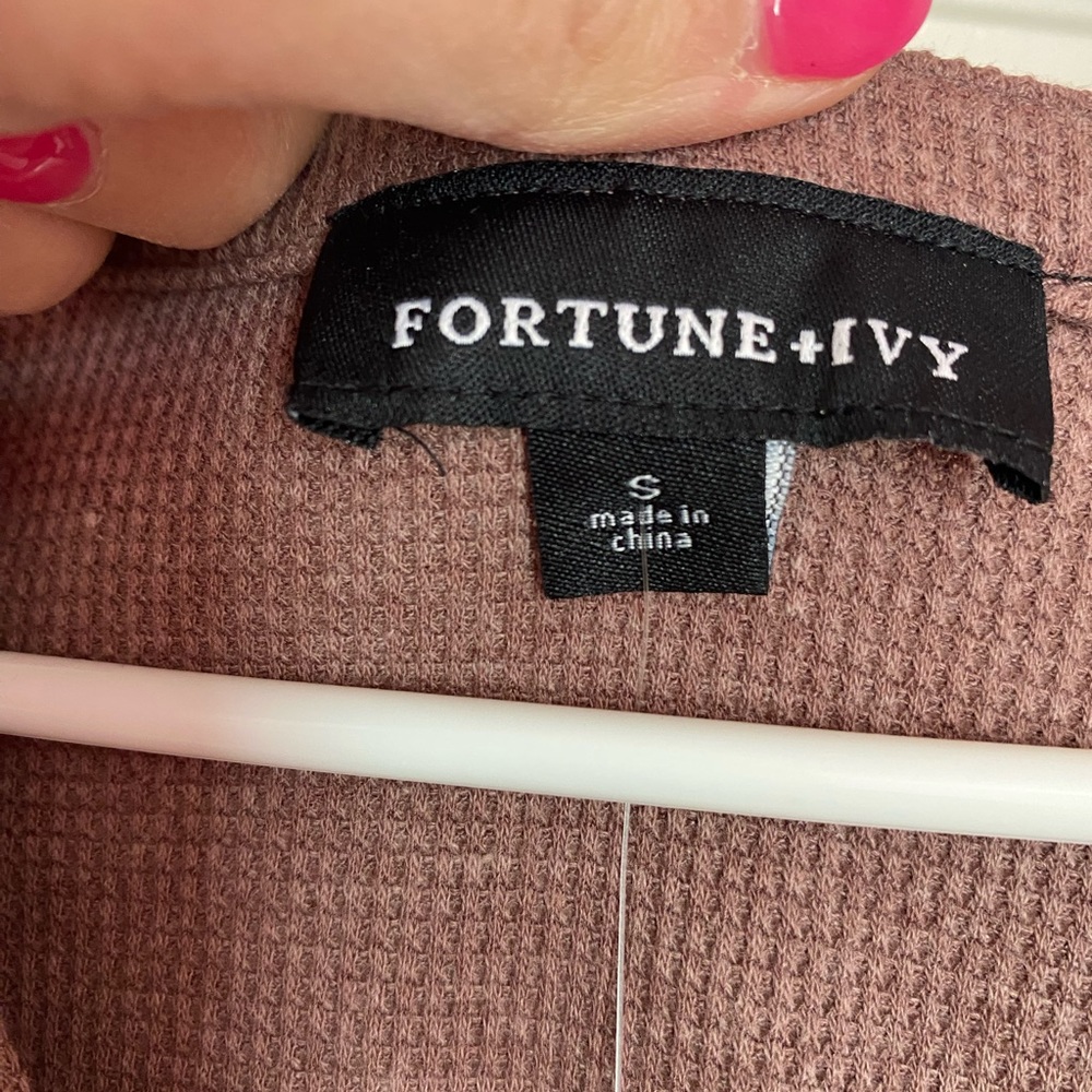 Fortune and Ivy small dress from stitch fix with tags.